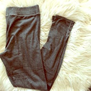 NWT Victoria Secret Gray Leggings. Sz L